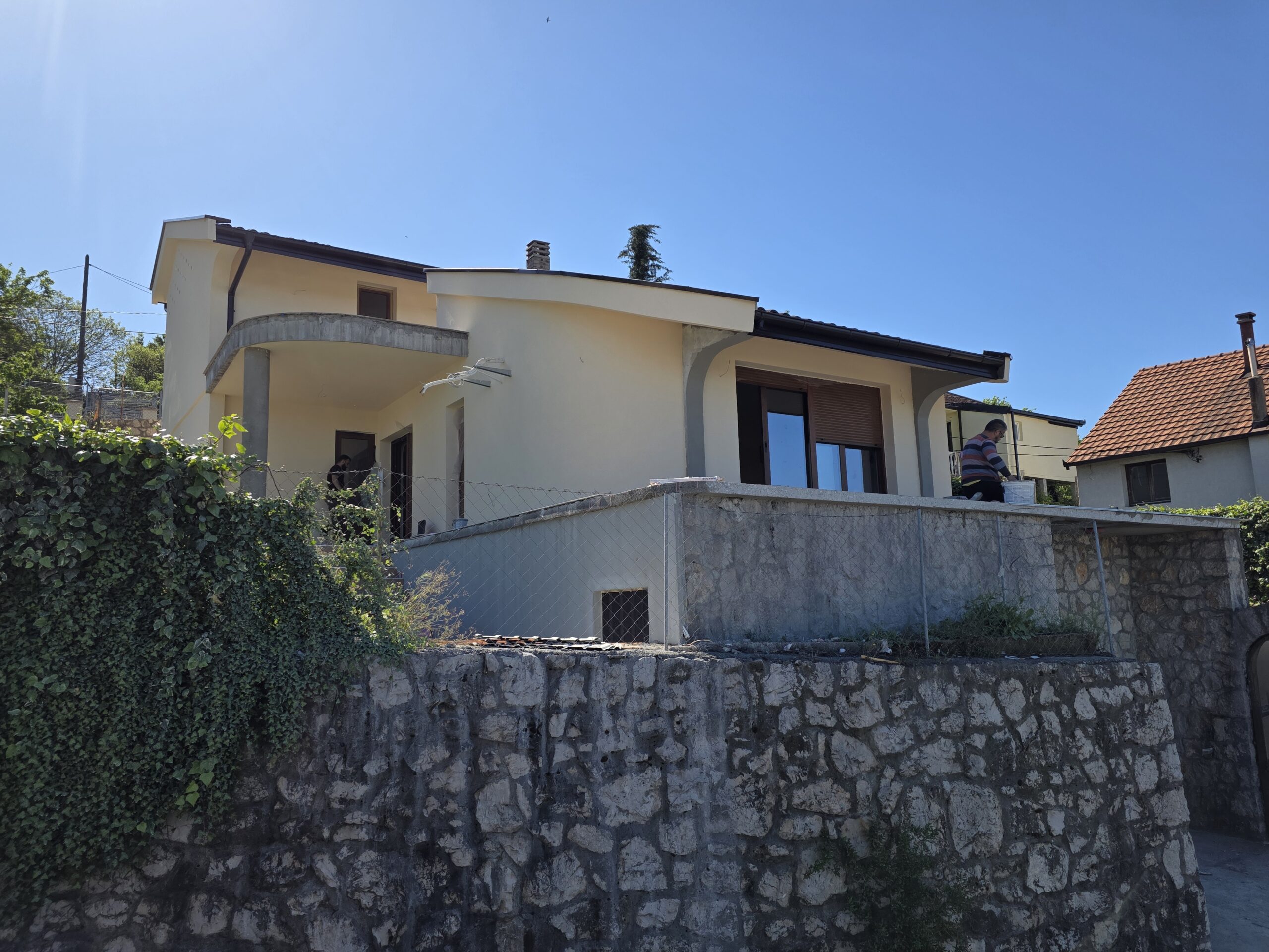 Porodični objekat Kakaritska gora